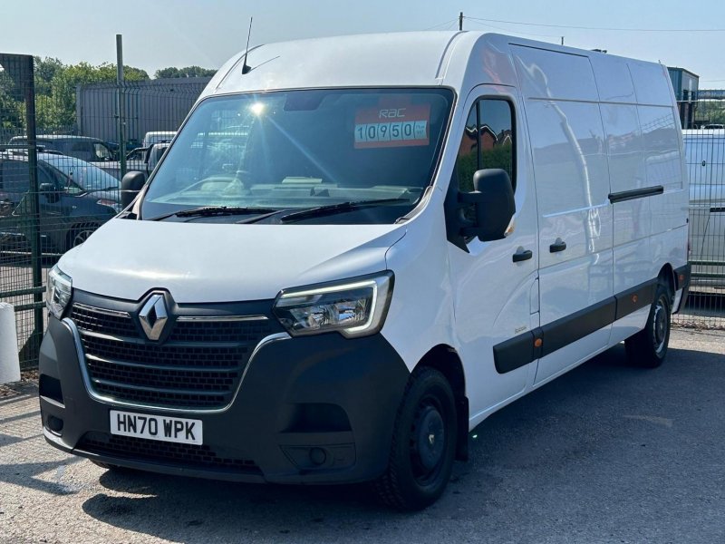 RENAULT MASTER 2.3 dCi 35 Business FWD LWB Medium Roof Euro 6 4dr