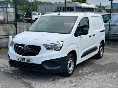 VAUXHALL COMBO 1.5 Turbo D 2000 Edition L1 H1 Euro 6 (s/s) 4dr